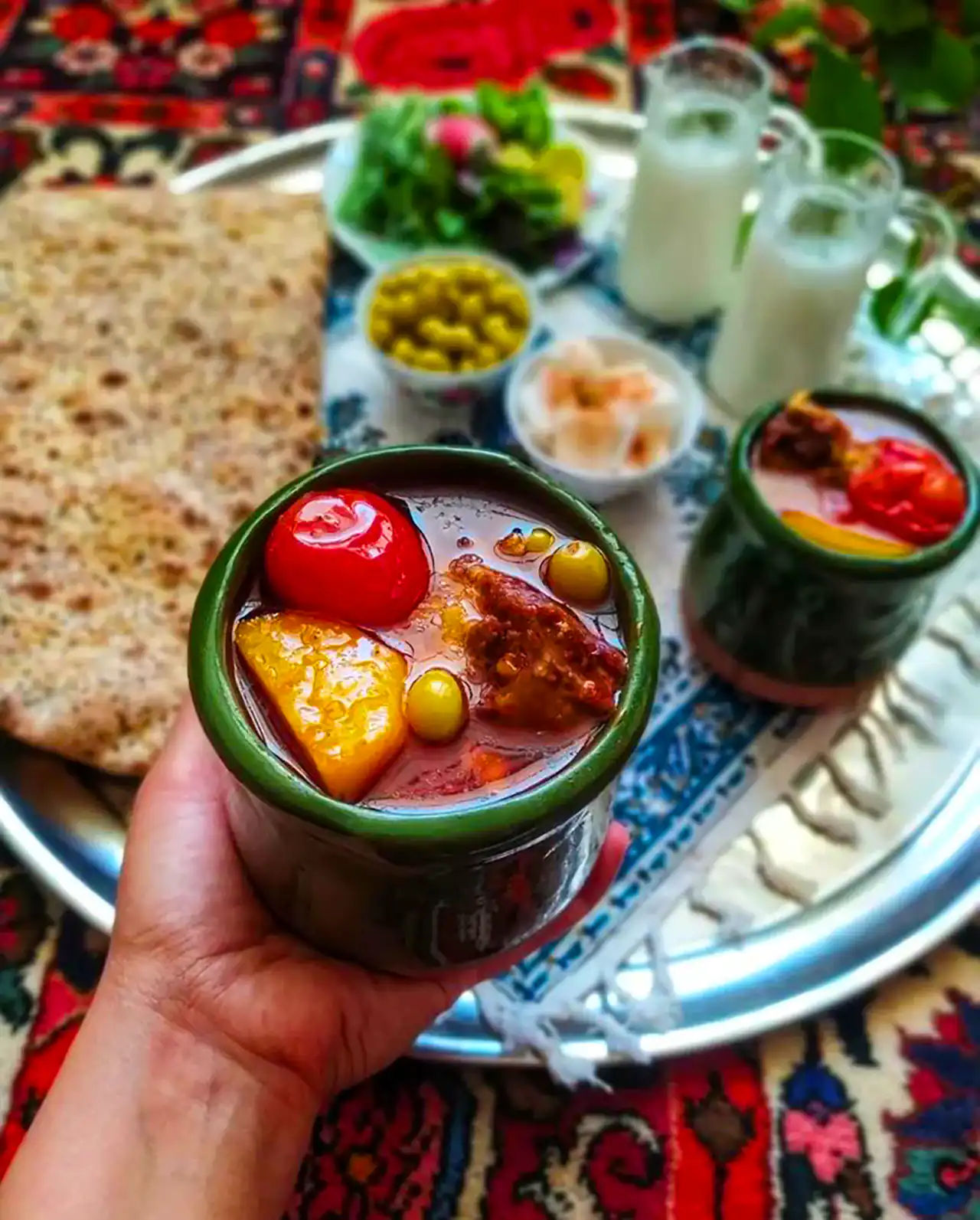 سرو دیزی سفره خونه ای