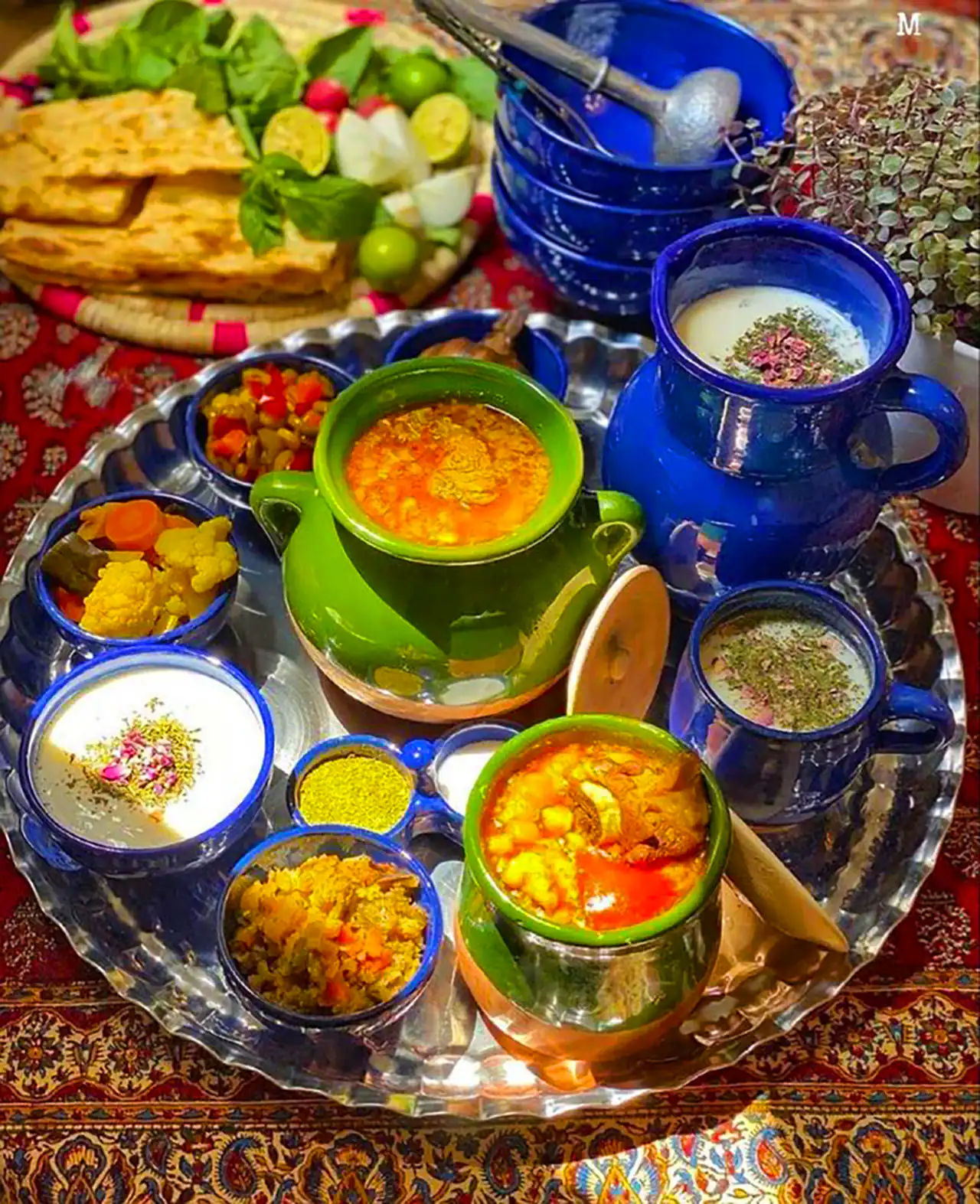 سرو دیزی سفره خونه ای