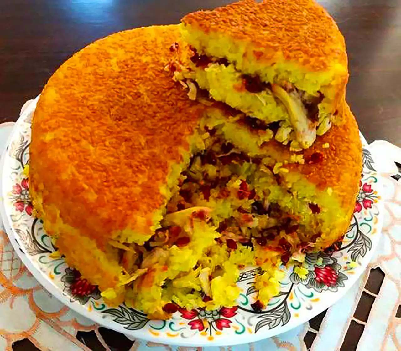 ته چین با مرغ ریش ریش