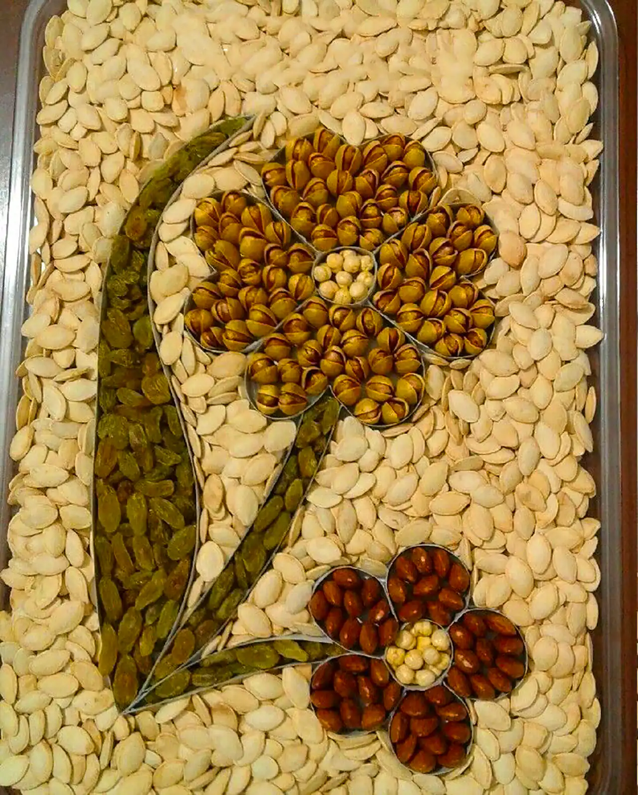 تزئین آجیل شب چله