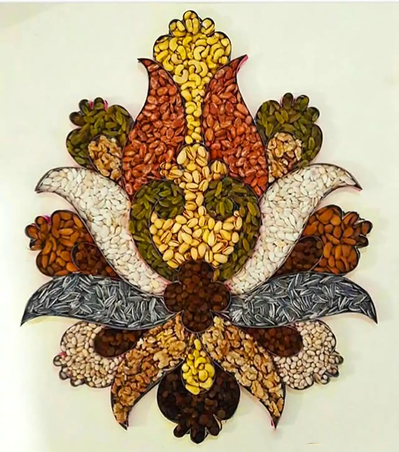 تزئین آجیل شب چله