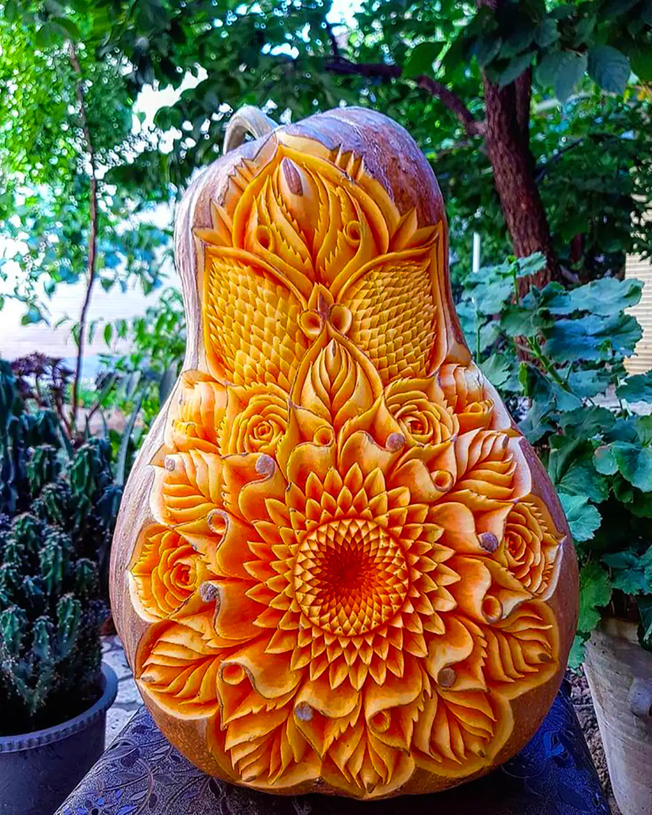 تزئین کدو حلوایی شب چله