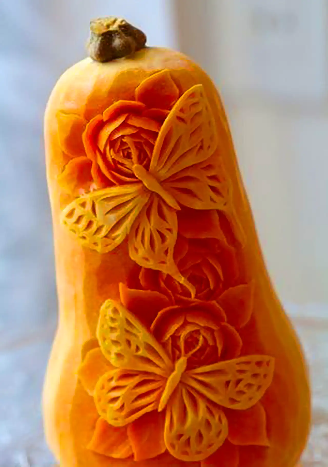 تزئین کدو حلوایی شب چله