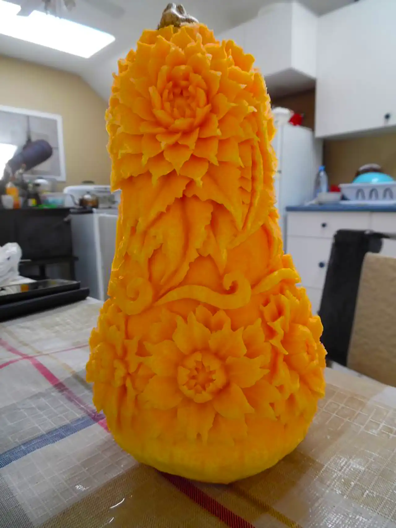 تزئین کدو حلوایی شب چله