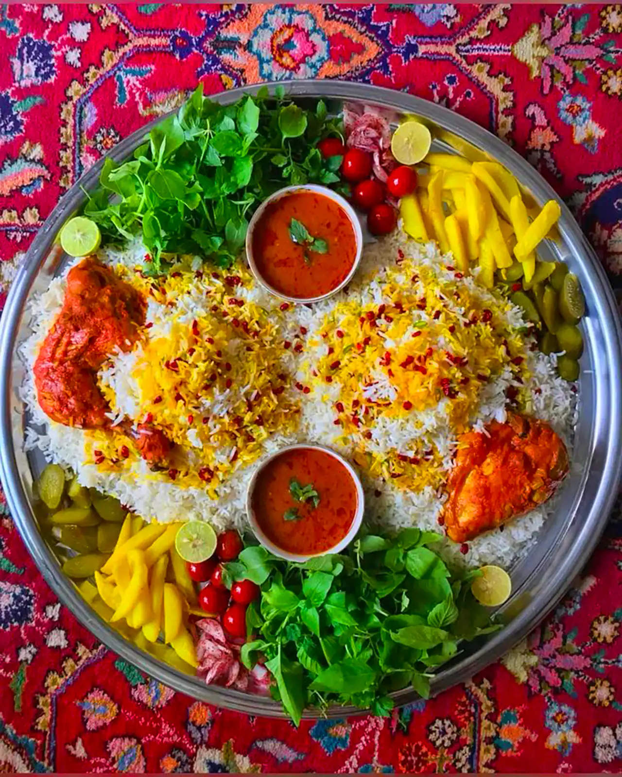 تزئین زرشک پلو با مرغ