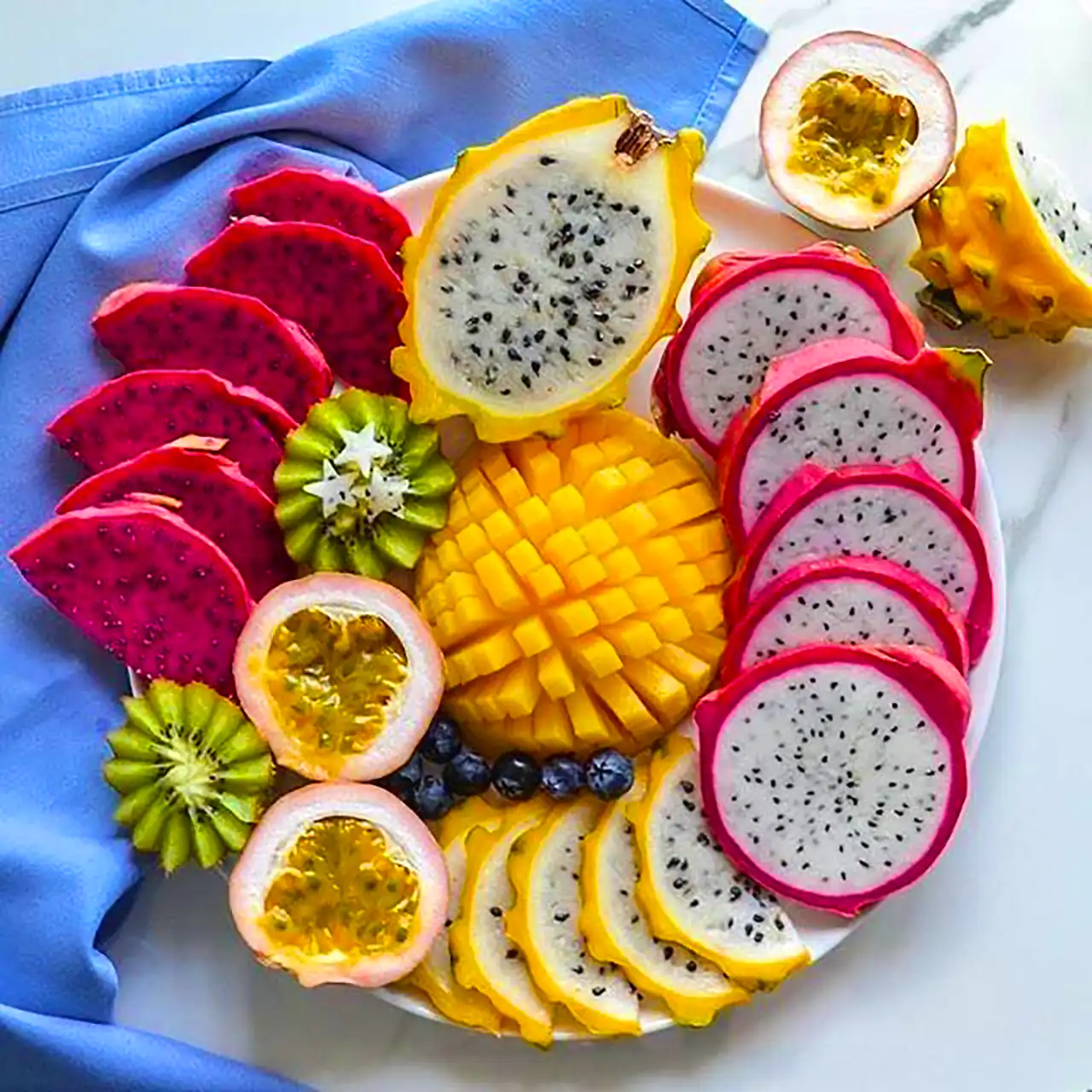 بشقاب میوه اسلایسی