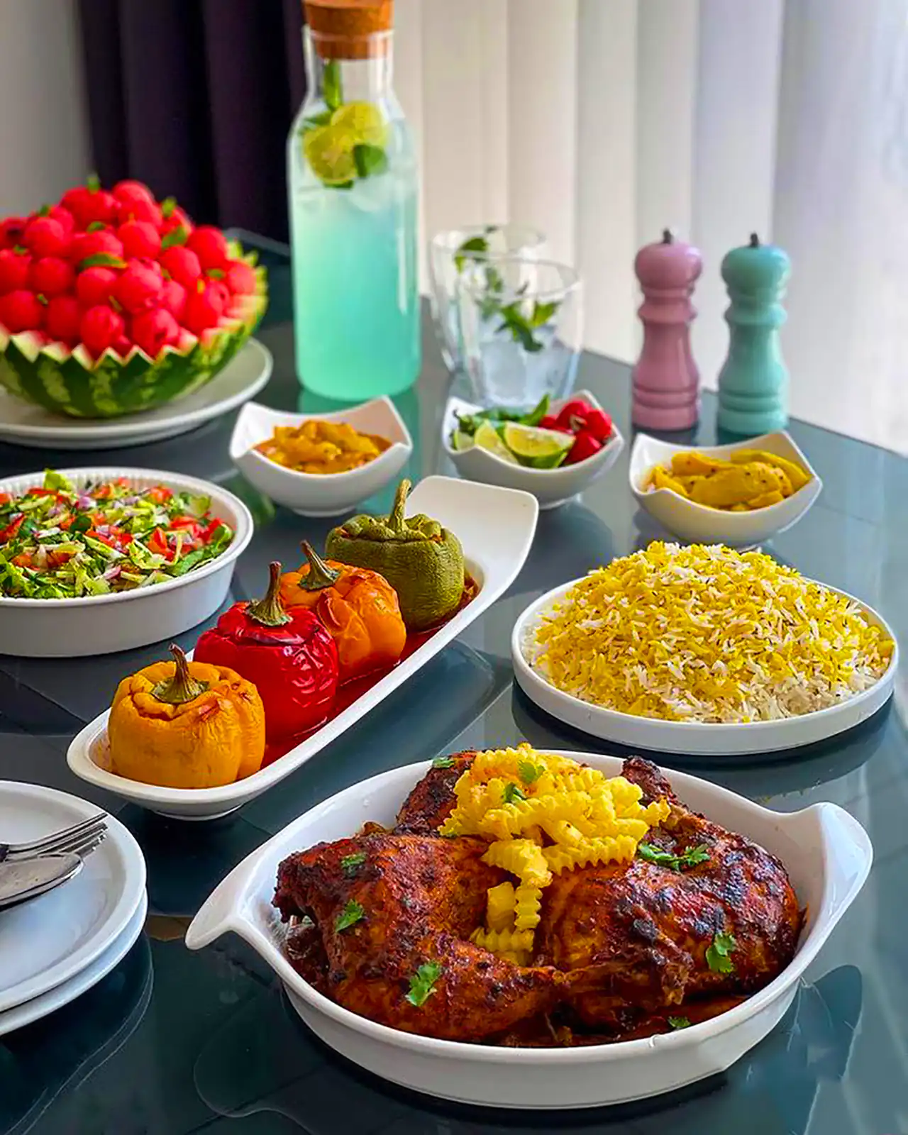 میز شام برای مهمانی