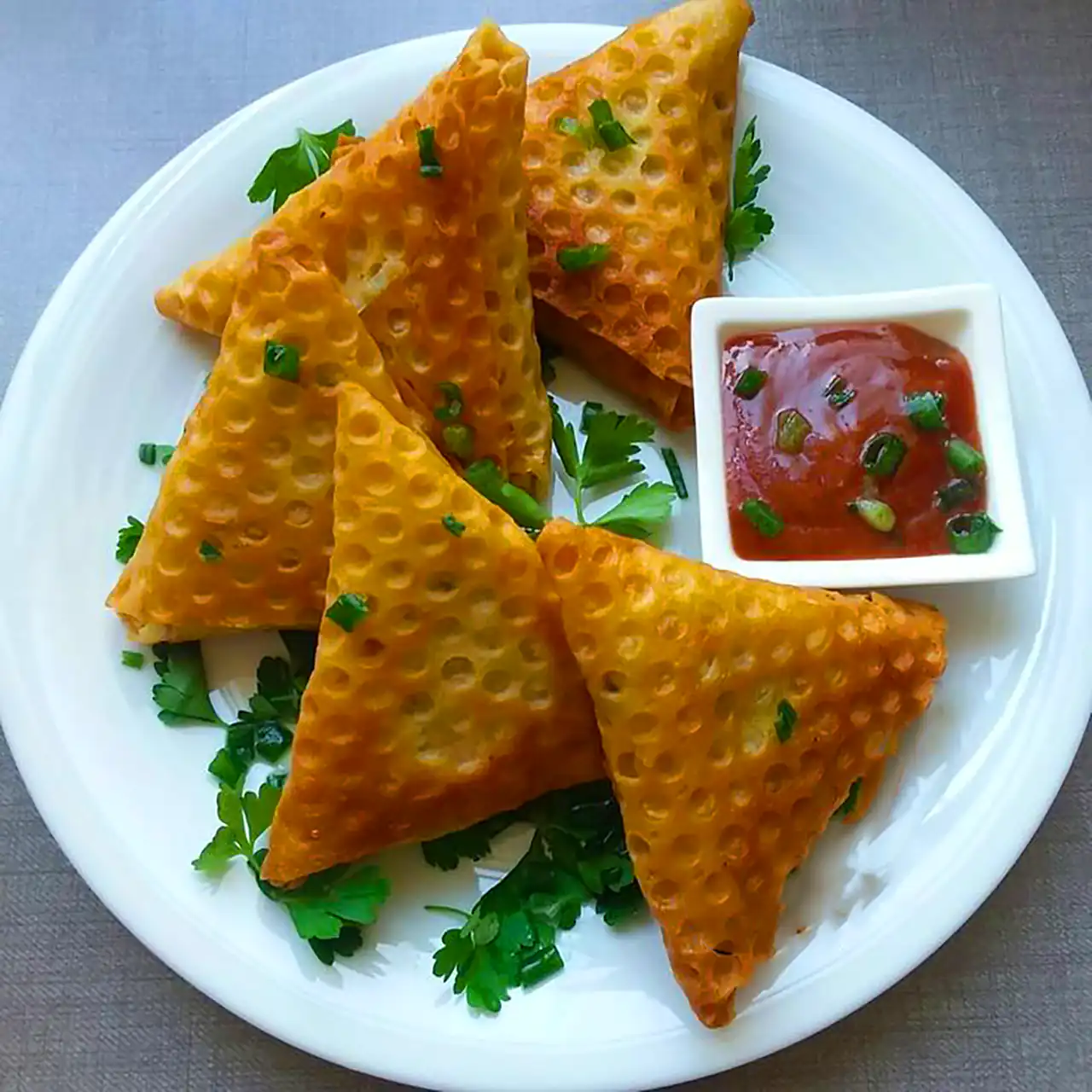 سمبوسه پیتزایی خونگی