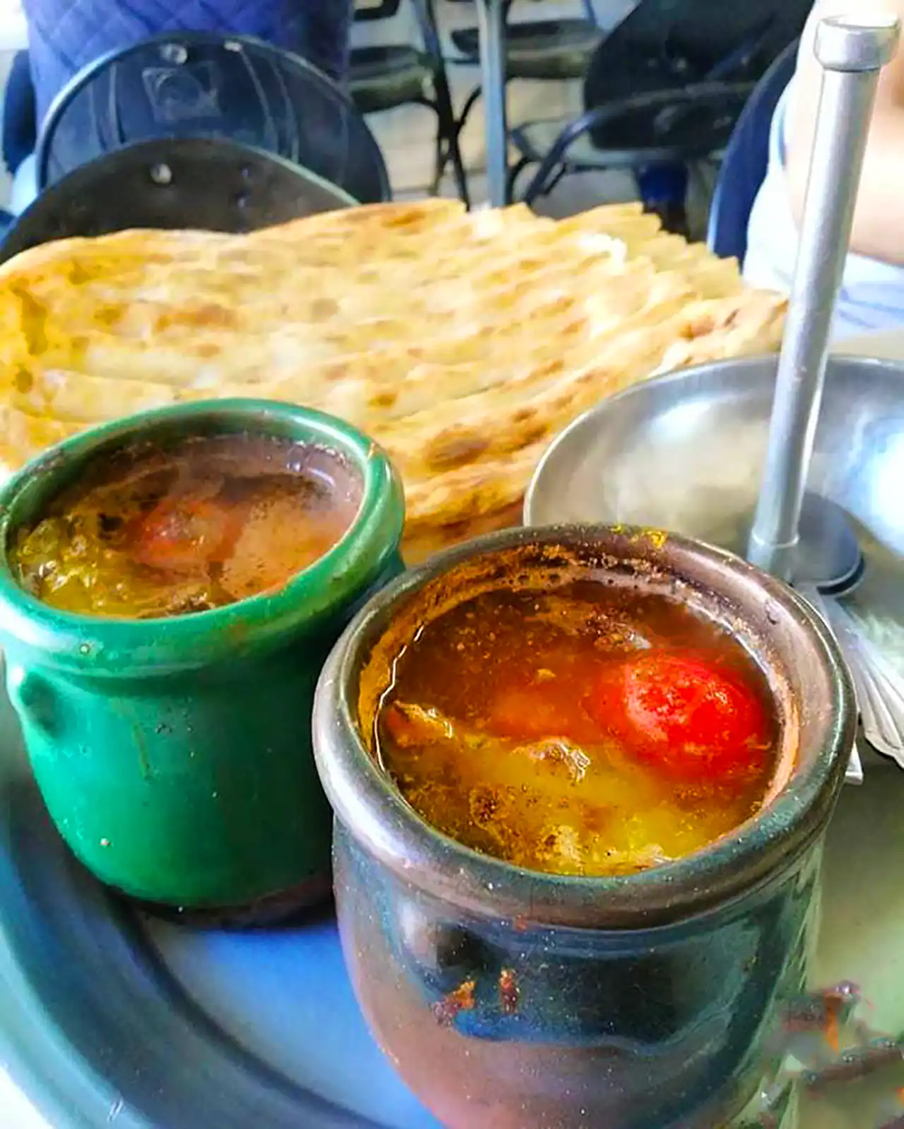 سرو دیزی سنگی سنتی